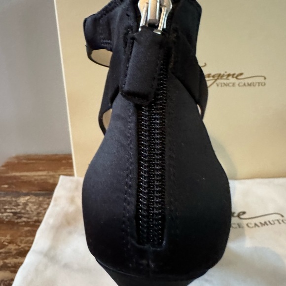 Imagine by Vince Camuto-black satin evening shoe-size 7.5 - Picture 8 of 11